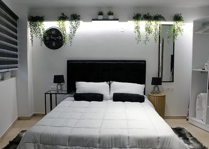 Flumen House - Studio Apt - Trikala